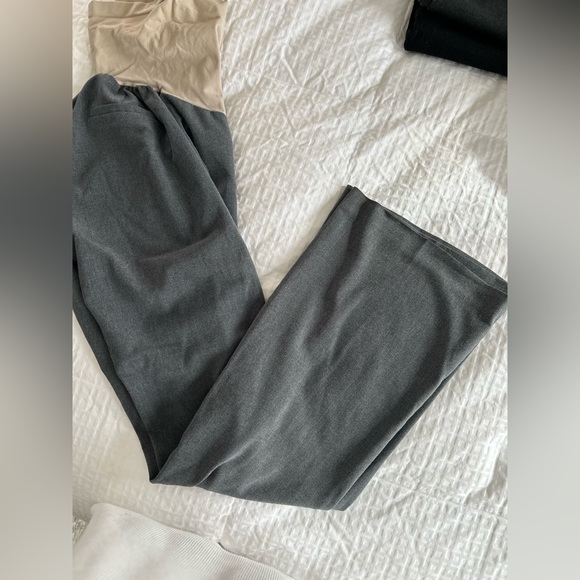 Bundle of maternity clothes - Picture 13 of 14